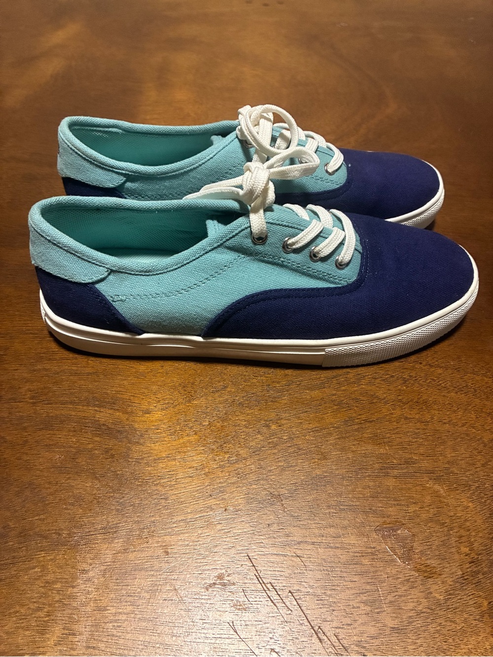 ⚜️Easy Spirit Canvas Sneakers